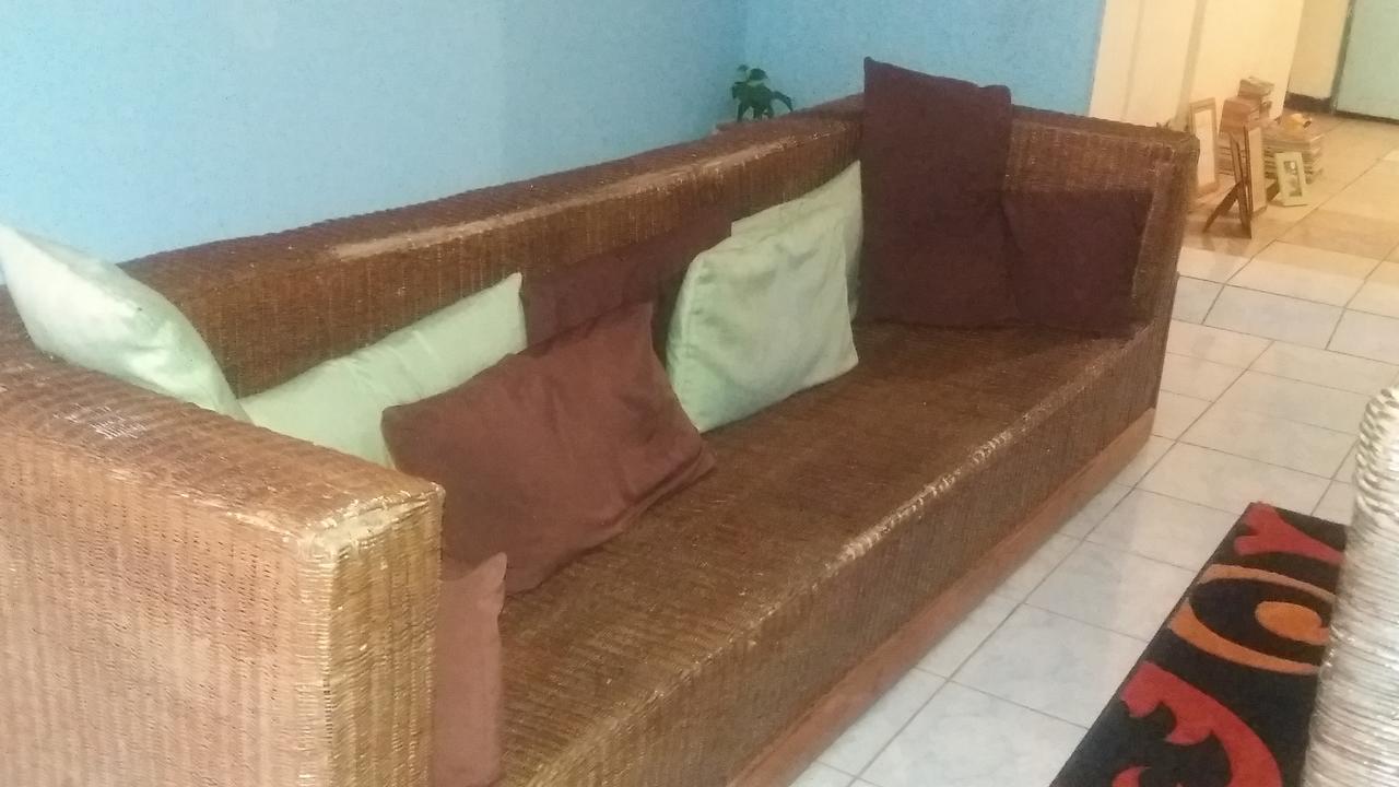 Kumunzi Backpackers Hostel Лусака Екстериор снимка