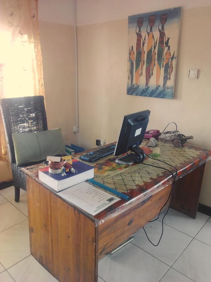 Kumunzi Backpackers Hostel Лусака Екстериор снимка